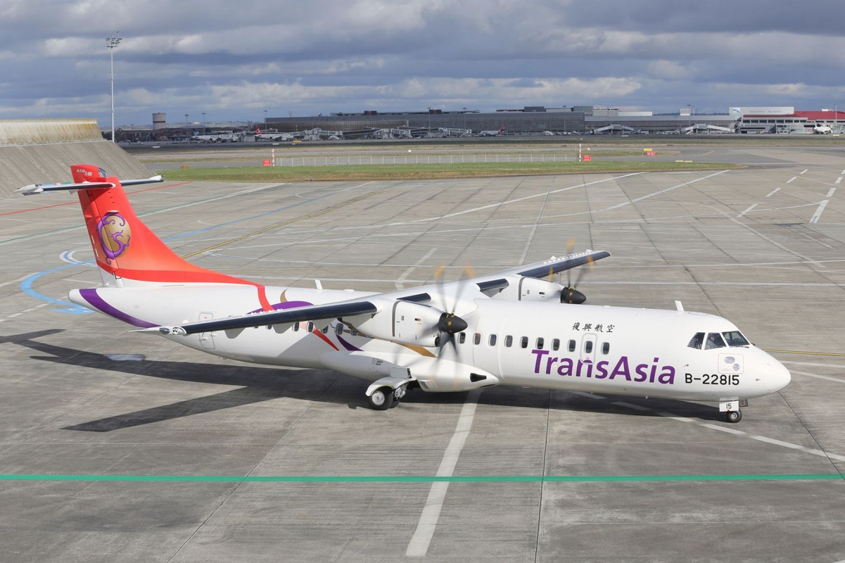 Dan may bay cua hang khong Dai Loan gap nan TransAsia Airways-Hinh-8